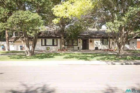 1814 N Vega Dr, Hobbs, NM 88240