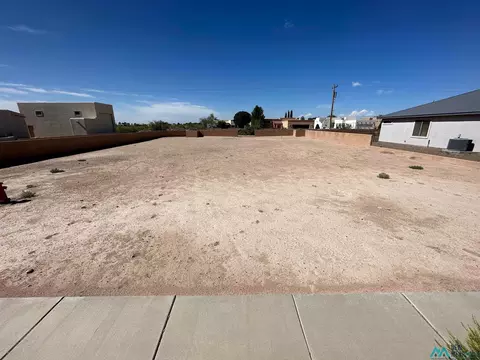 3008 S Corte De Loretta St, Deming, NM 88030