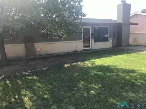 2123 N Acoma Dr, Hobbs, NM 88240