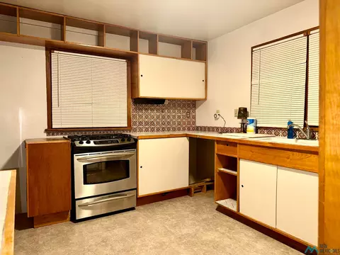 200 Pine Ave, Gallup, NM 87301 photo 24