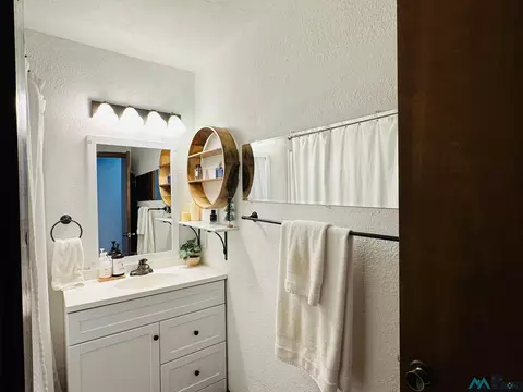 2029 Colonial, Clovis, NM 88101 photo 25