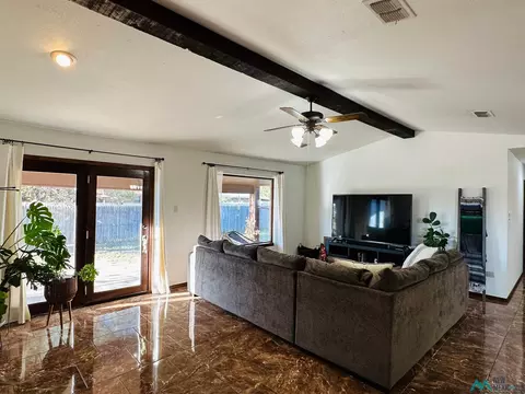 2029 Colonial, Clovis, NM 88101 photo 30