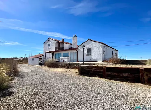 805 S Country Club Dr, Gallup, NM 87301