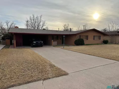 627 E Luna Dr, Hobbs, NM 88240