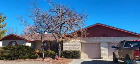 1509 Kit Carson Dr, Gallup, NM 87301