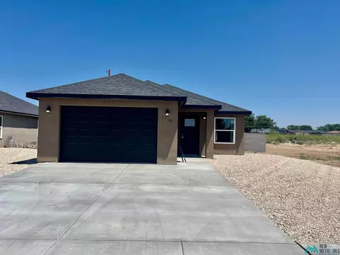 1710 E Chuckwagon Dr, Hobbs, NM 88240