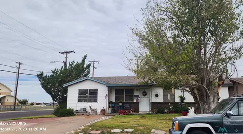 1300 E Silver Dr, Hobbs, NM 88240