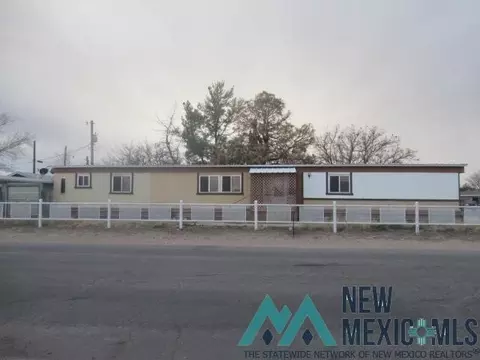 421 E Albertson Dr, Hobbs, NM 88240