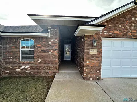 2101 Reese Dr, Clovis, NM 88101 photo 2