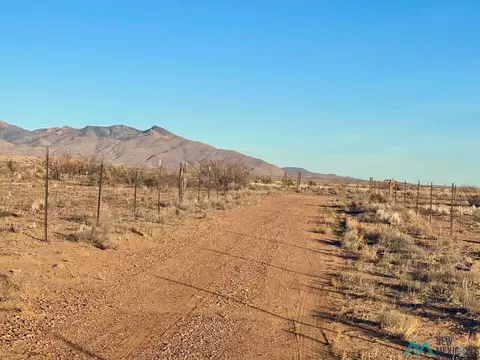 15760 Perrin Rd, Deming, NM 88030