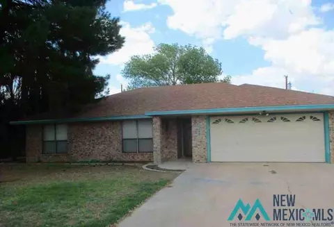 1102 W Pueblo Ave, Hobbs, NM 88240