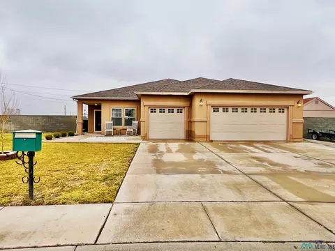 1404 Adams Dr, Artesia, NM 88210