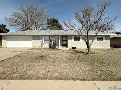 2002 Currier St, Artesia, NM 88210