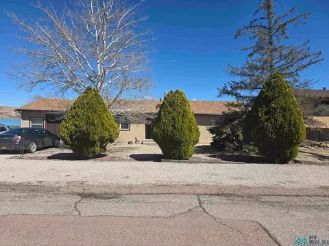 507 Linda Vista Dr, Gallup, NM 87301