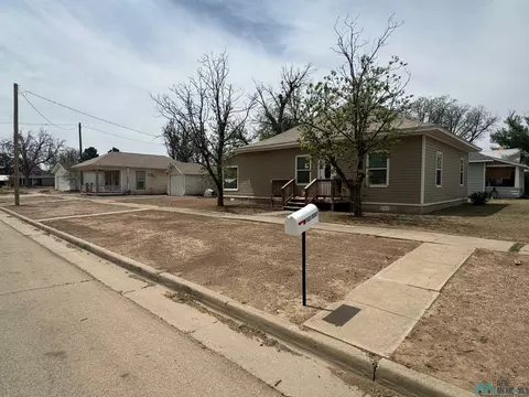 801 W Quay Ave, Artesia, NM 88210