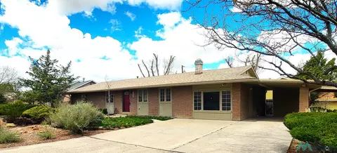 3747 Maya Dr, Gallup, NM 87301