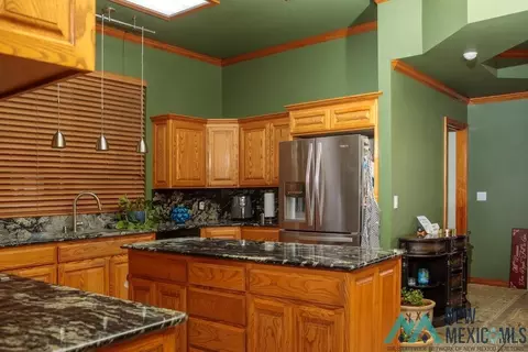 3812 Springwood Dr, Clovis, NM 88101 photo 2
