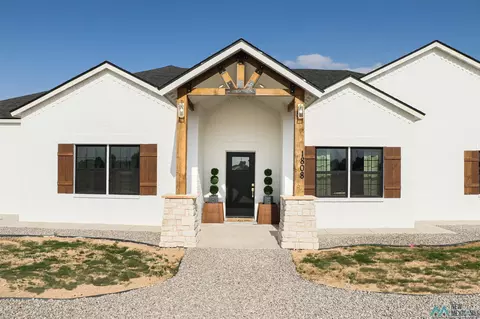 1808 Indigo Dr, Artesia, NM 88210