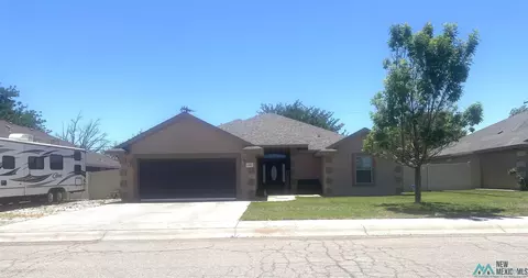 1403 W Runyan Ave, Artesia, NM 88210