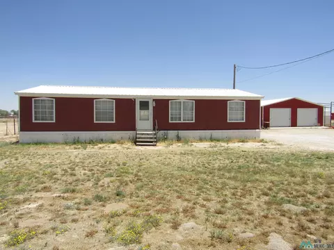34 Heath St, Artesia, NM 88210