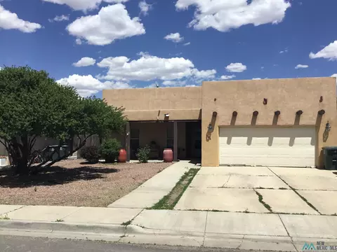 608 Jeff King St, Gallup, NM 87301