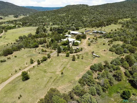 39 Rancho Ln, Raton, NM 87740