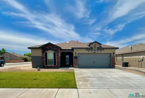 1809 E Highwood Ave, Hobbs, NM 88240