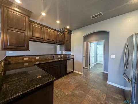 3721 Springwood Dr, Clovis, NM 88101 photo 16
