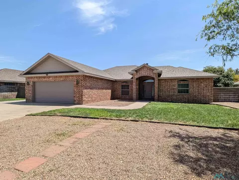 3721 Springwood Dr, Clovis, NM 88101 photo 1