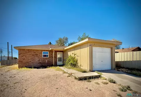 2417 N Selman St, Hobbs, NM 88240
