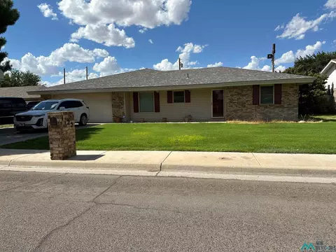 1122 W Kiowa Ave, Hobbs, NM 88240
