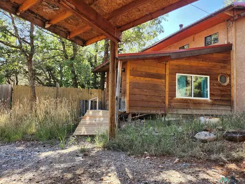 375 Hop Cyn, Magdalena, NM 87825