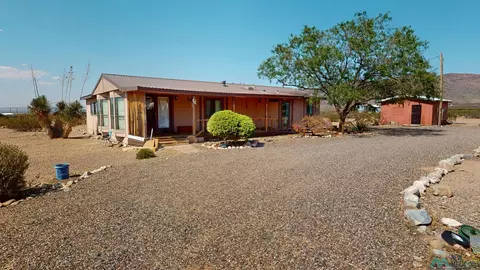 8405 Del Sol Rd SE, Deming, NM 88030