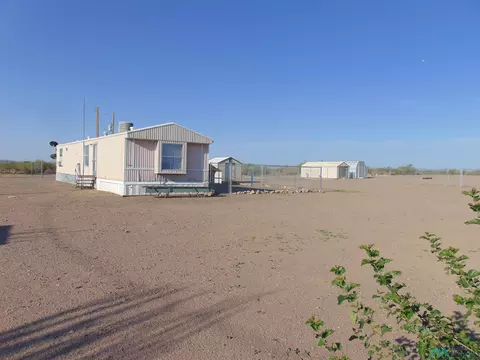 1025 SW Hummingbird, Deming, NM 88030