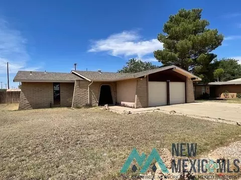 1610 W Briscoe Ave, Artesia, NM 88210