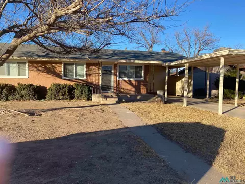1008 W Runyan Ave, Artesia, NM 88210
