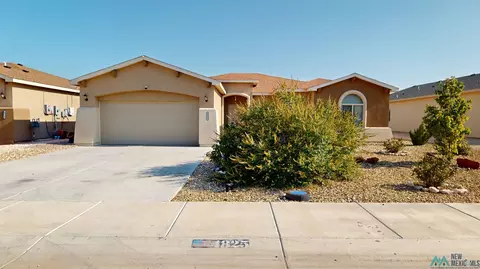 4825 W King Kelly, Hobbs, NM 88240