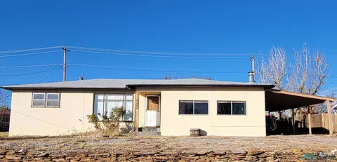 1406 Redrock Dr, Gallup, NM 87301