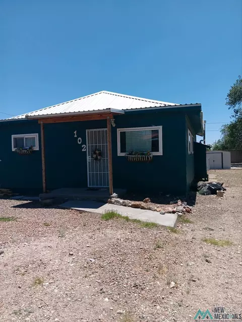 102 C Sts, Hurley, NM 88043