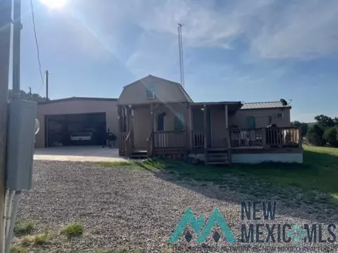 1875 Arabela Rd St, Tinnie, NM 88351