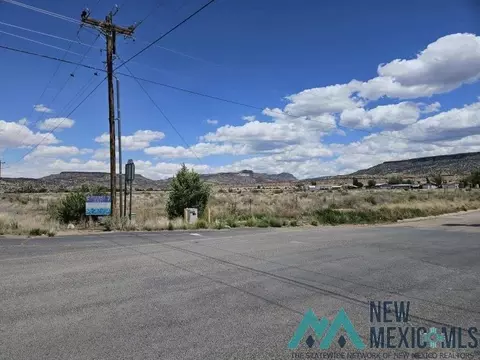 Corner Roosevelt & Sakelares Boulevard, Grants, NM 87020