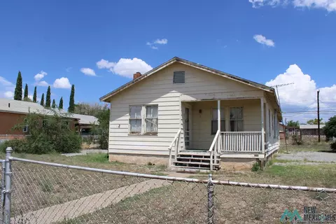 302 Cortez Ave, Hurley, NM 88043