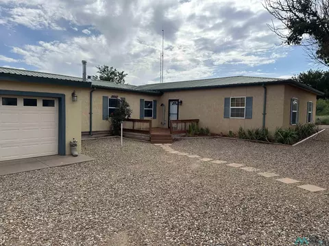 104 Shawnee, Logan, NM 88426