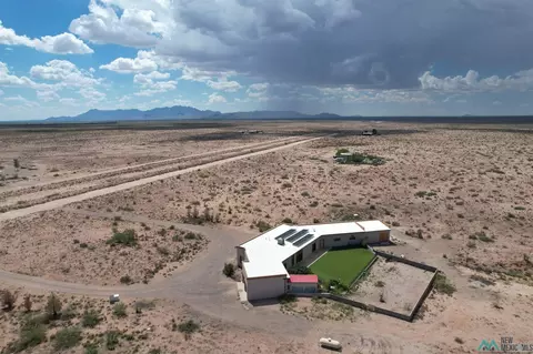 22445 Solo Runway SE, Deming, NM 88030