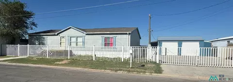 211 N Denson Dr, Hobbs, NM 88240