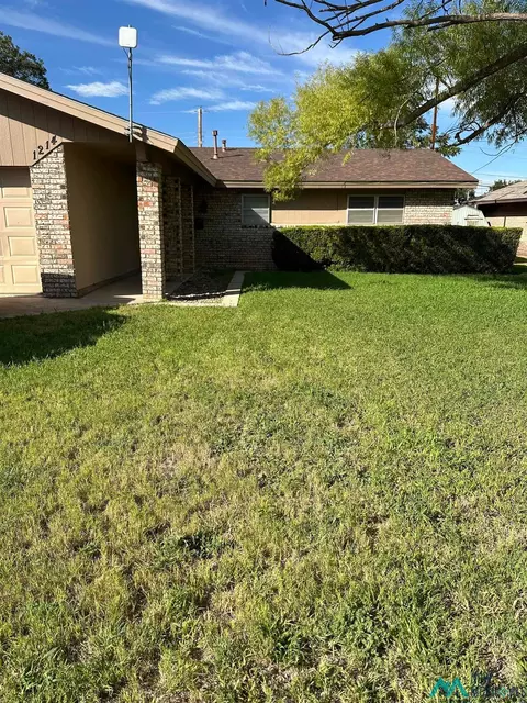 1214 W Copper Ave, Hobbs, NM 88240