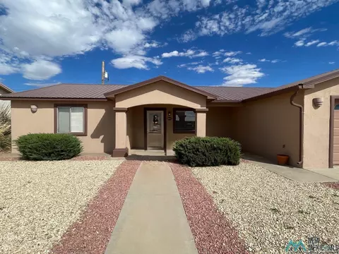 2011 S Emerson Dr, Deming, NM 88030