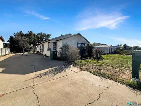 203 W Clinton St, Hobbs, NM 88240