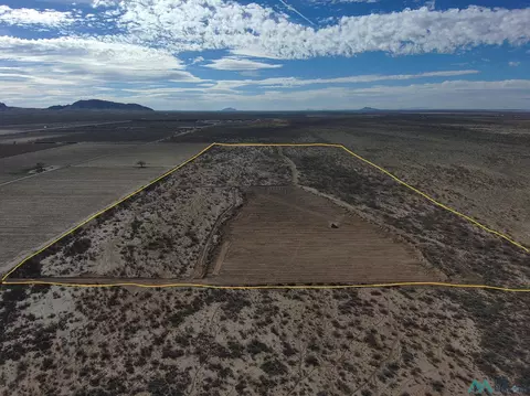 SE Lalo, Deming, NM 88030