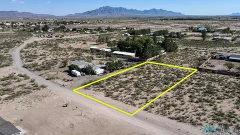 E Sunday Dr, Deming, NM 88030